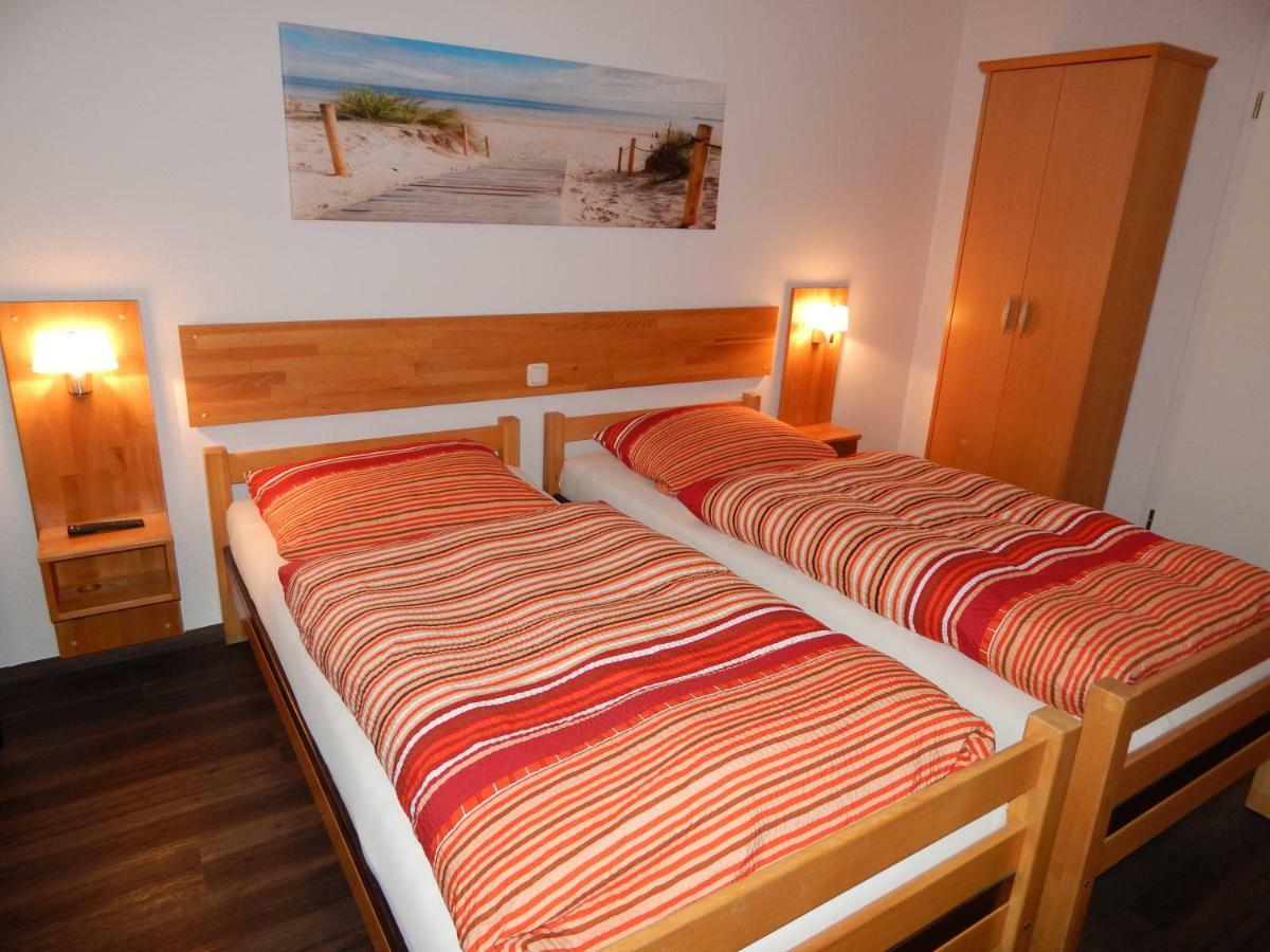 Pension Am Burgwall Wißmar Exterior foto